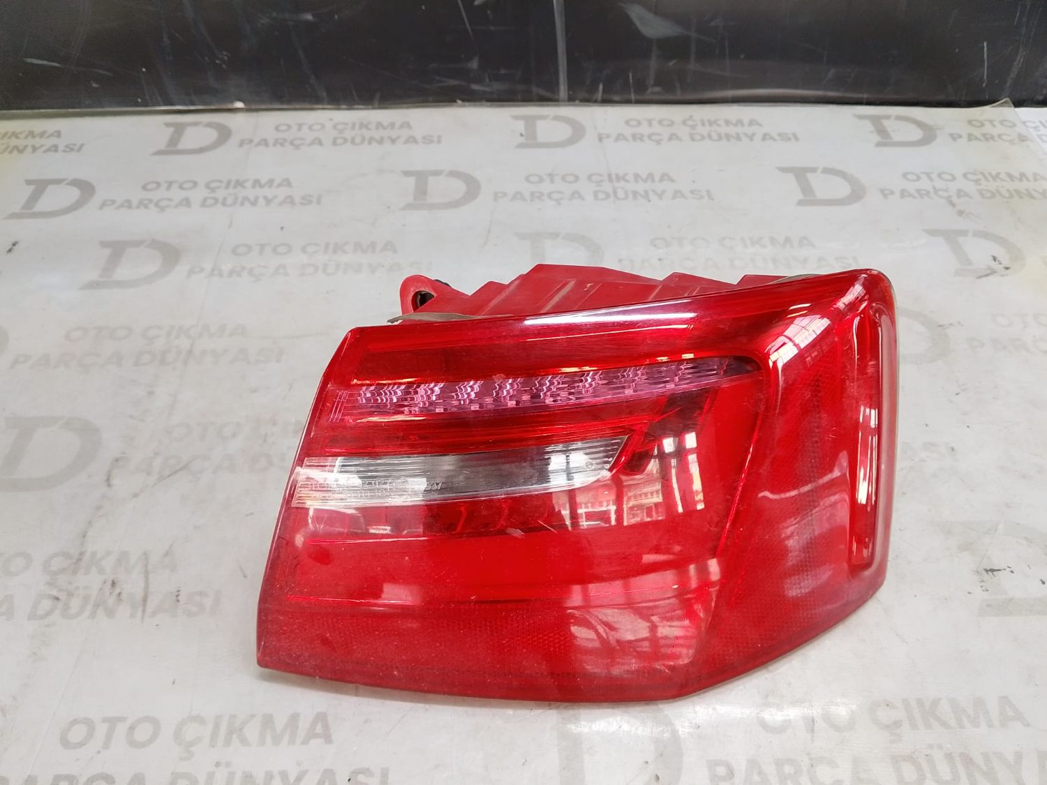 AUDI A6 SA� DI� STOP 11-15